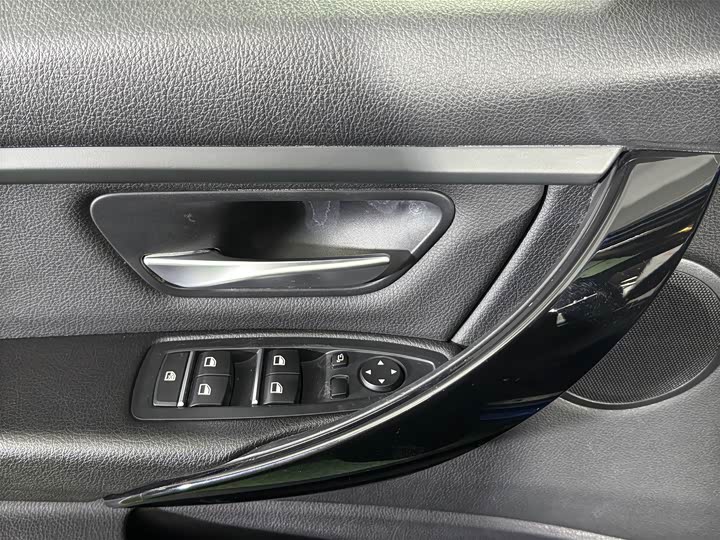 BMW 3-Series 2017 320 Li MSport — фото 7