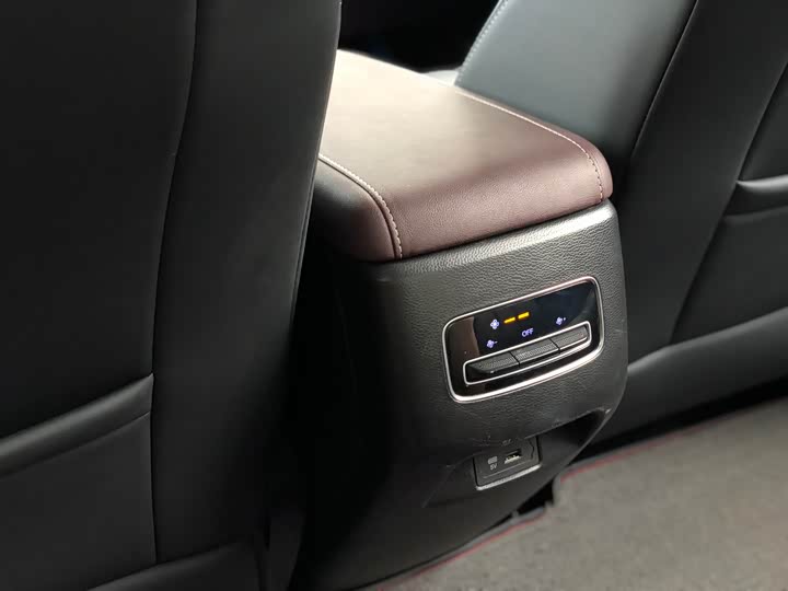 Trumpchi M6 2023 PRO 270 T DCT — фото 17