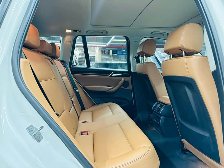 BMW X3 2014 x Drive 20i X — фото 23