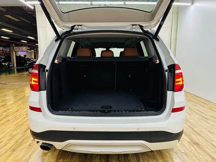 BMW X3 2014 x Drive 20i X — фото 8