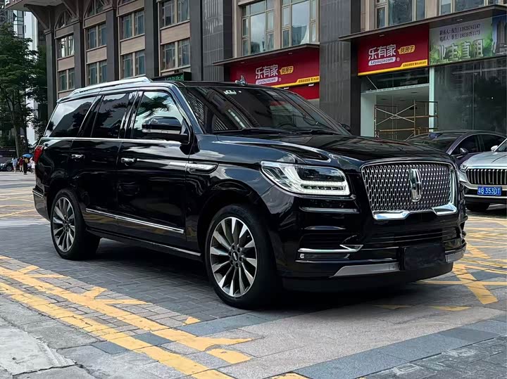 Lincoln Navigator — фото 3