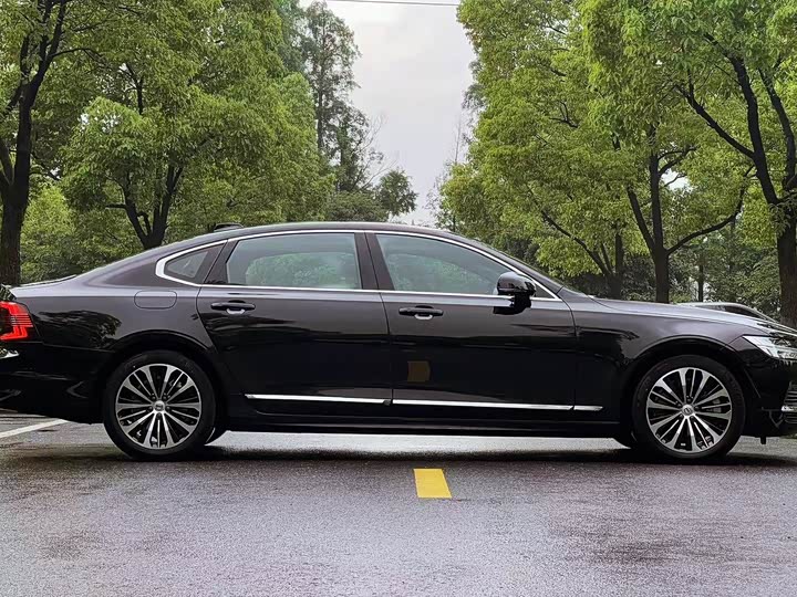 Volvo S90 Hybrid 2024 Hybrid 4 WD — фото 4