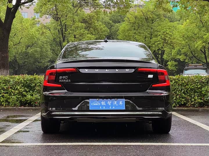 Volvo S90 Hybrid 2024 Hybrid 4 WD — фото 6