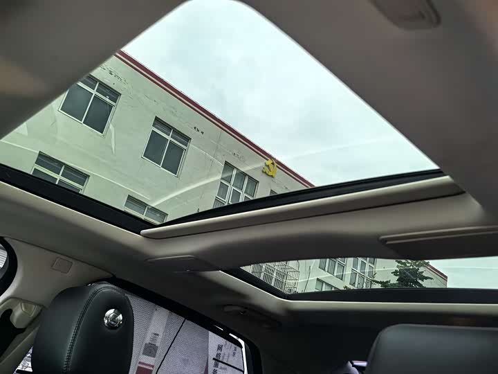 Jaguar XJ 2016 XJL 2.0 T 2 WD — фото 16