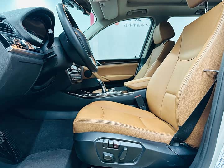 BMW X3 2014 x Drive 20i X — фото 15