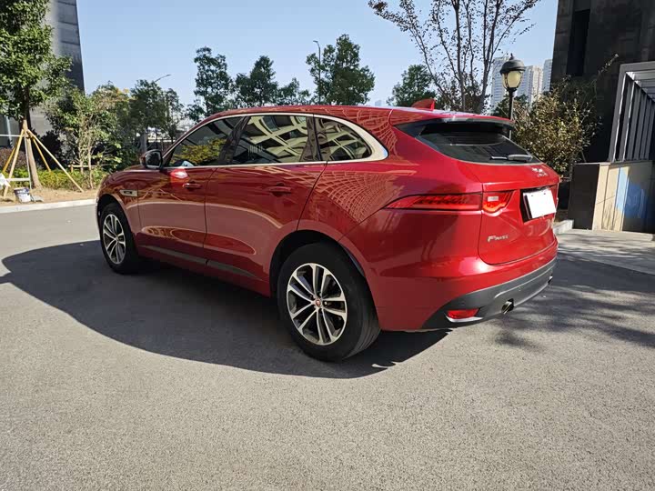 Jaguar F-PACE 2016 2.0 T 2 WDR-Sport — фото 5