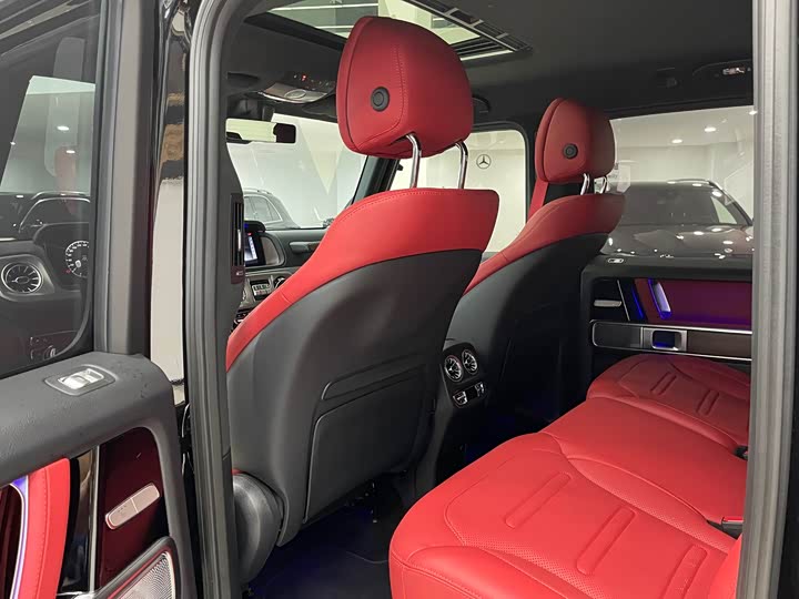 Mercedes-Benz G-Class 2023 G 500 — фото 13