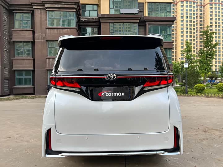Toyota Vellfire — фото 5