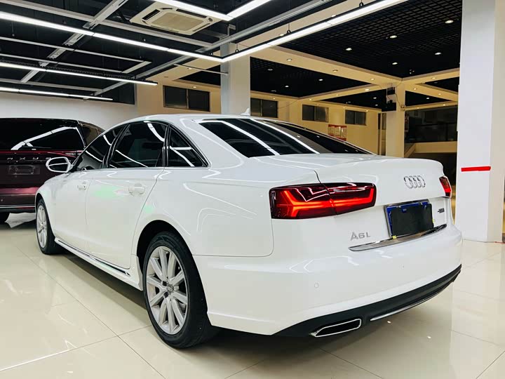 Audi A6L TFSI — фото 16