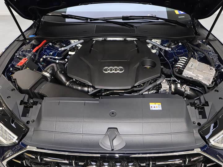 Audi A7L 2022 55 TFSI quattro S-line — фото 6