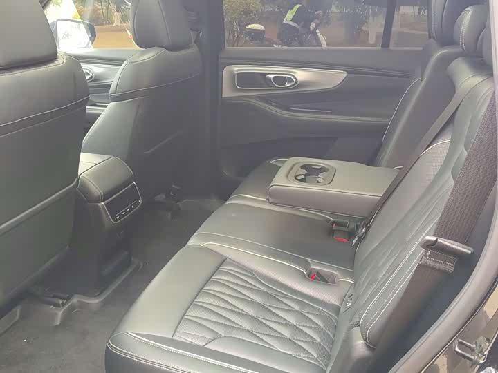 Trumpchi GS8 2022 2.0 TGDI 2 WD ( ) — фото 19