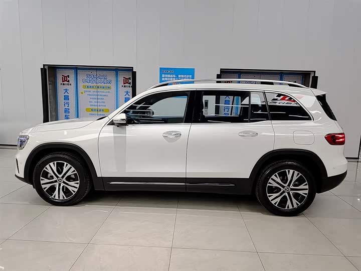 Mercedes-Benz GLB 2024 GLB 220 — фото 3
