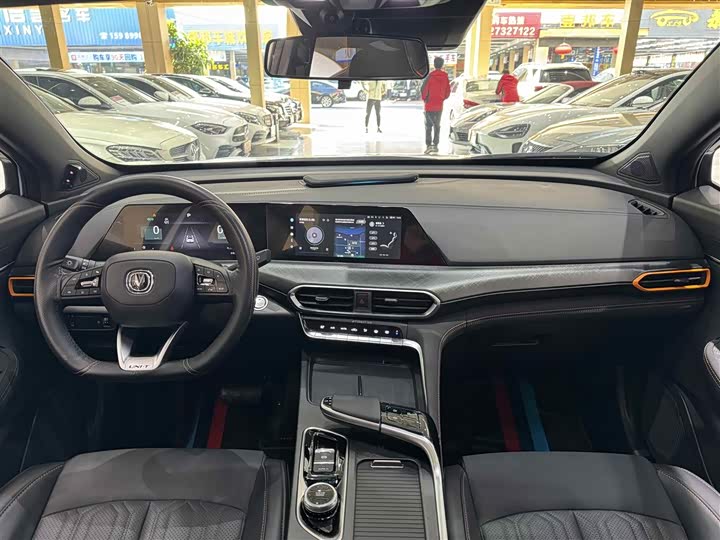 Changan UNI-T 2022 1.5 T Premium — фото 9