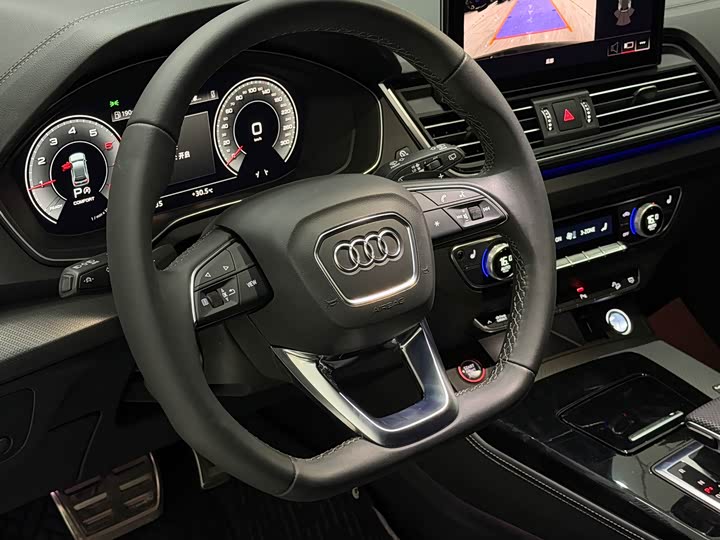 Audi Q5L 40 TFSI люкс-динамик — фото 11