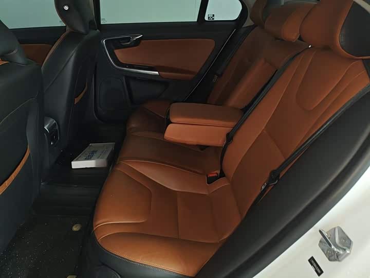 Volvo S60 2019 S 60 L T 5 — фото 17