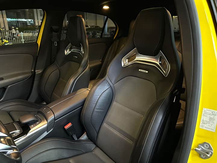 Mercedes-Benz A-Class 2023 AMG A 35 4 MATIC — фото 13