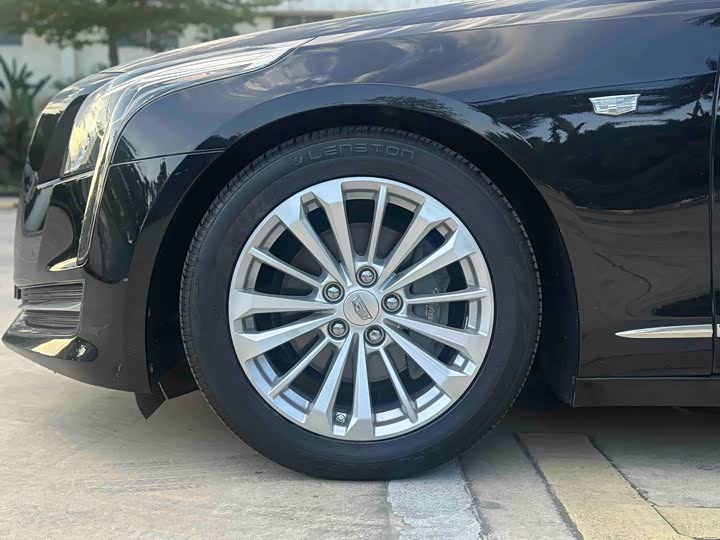 Cadillac CT6 2017 28 T Luxury — фото 14