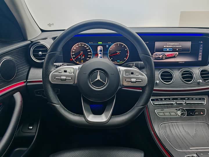 Mercedes-Benz E-Class 2020 E 260 L — фото 17