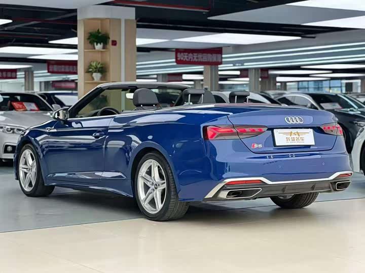Audi A5 2023 Cabriolet 40 TFSI — фото 5
