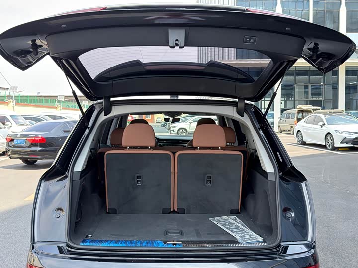 Audi Q7 2021 45 TFSI quattro S line Sport — фото 15