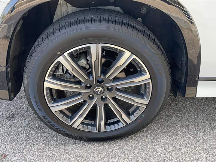 Changan CS75 PLUS 2024 2.0 T — фото 16