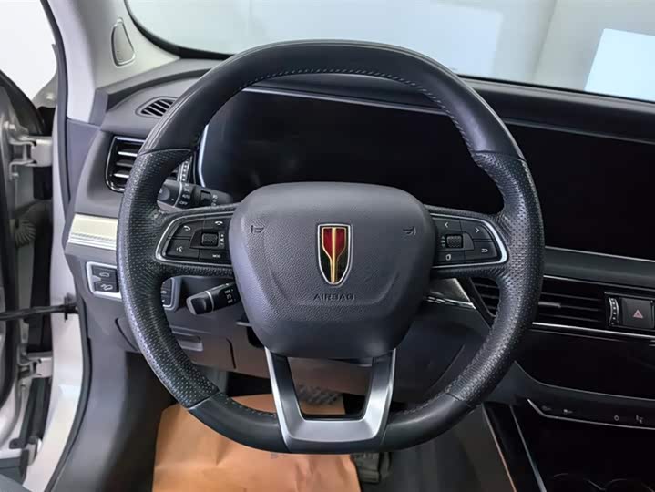 Hongqi HS5 2019 2.0 T 4 WD — фото 15