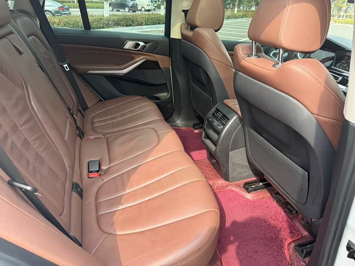 BMW X5 2020 x Drive 40i M — фото 21