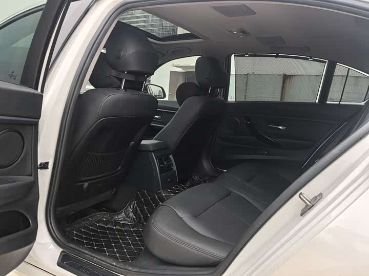 BMW 3 Series 320Li стиль — фото 10