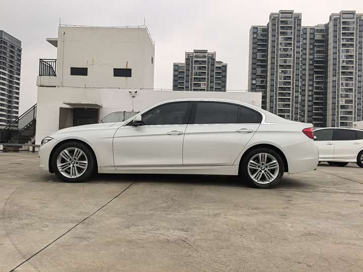 BMW 3 Series 320Li стиль — фото 13