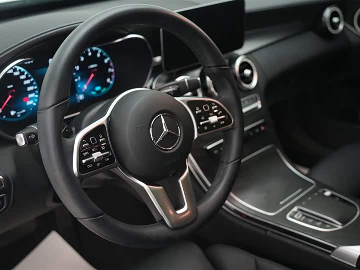 Mercedes-Benz C-Class 2019 C 260 L — фото 19