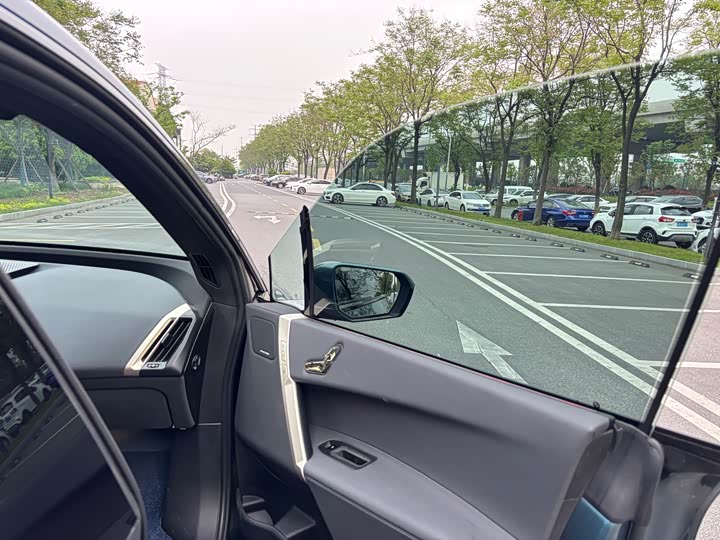 BMW i 2022 x Drive 40 — фото 17