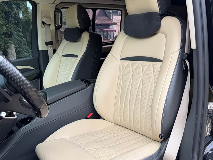 Mercedes-Benz V-Class 2022 V 260 L — фото 6