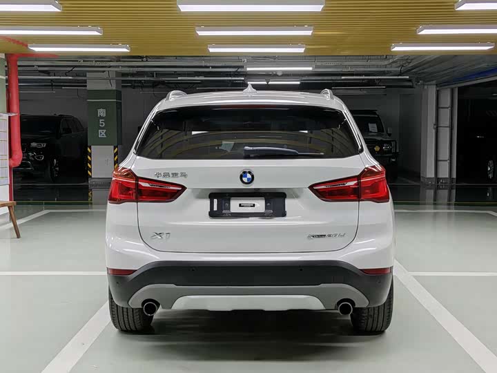 BMW X1 2019 x Drive 20 Li — фото 8