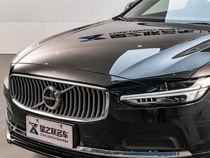 Volvo S90 2025 B 5 — фото 4