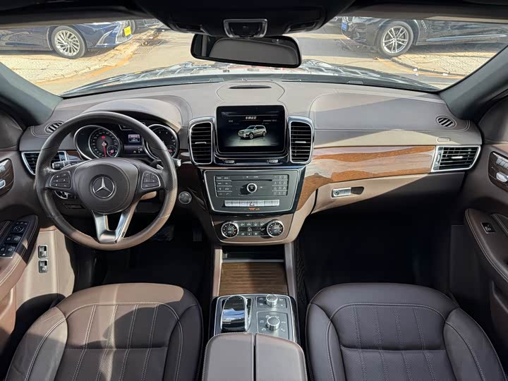 Mercedes-Benz GLS 2017 GLS 400 4 MATIC — фото 7