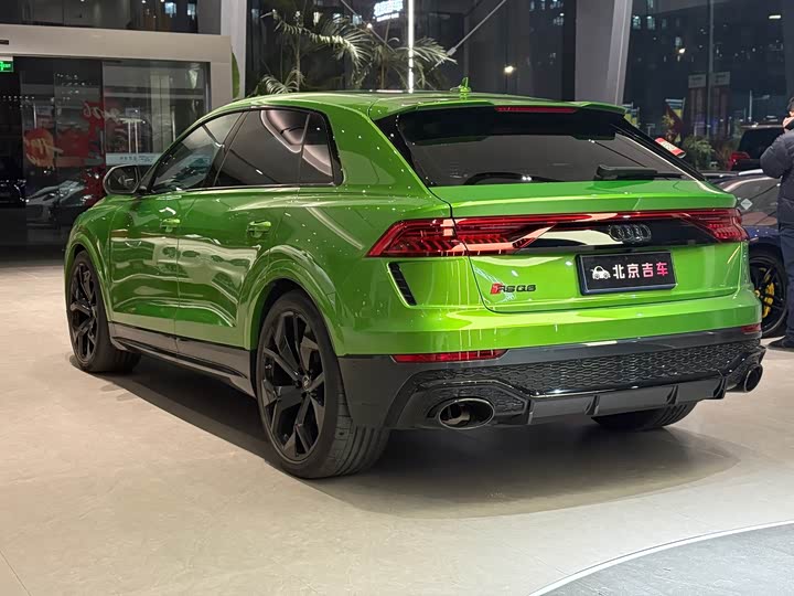 Audi RS Q8 2022 RS Q 8 4.0 T — фото 5