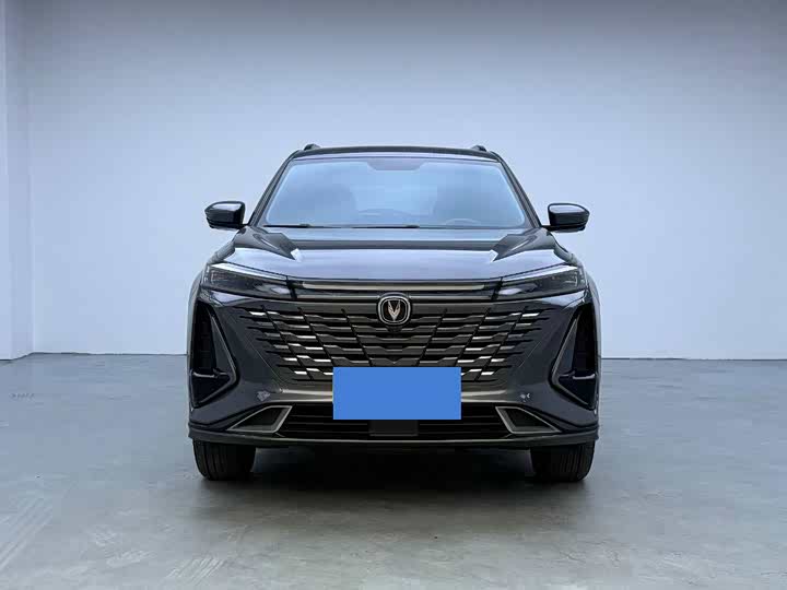 Changan CS75 PLUS 2023 1.5 T ATPremium — фото 2