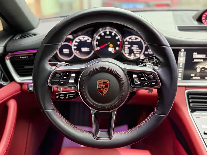 Porsche Panamera 2017 Panamera 3.0 T — фото 14