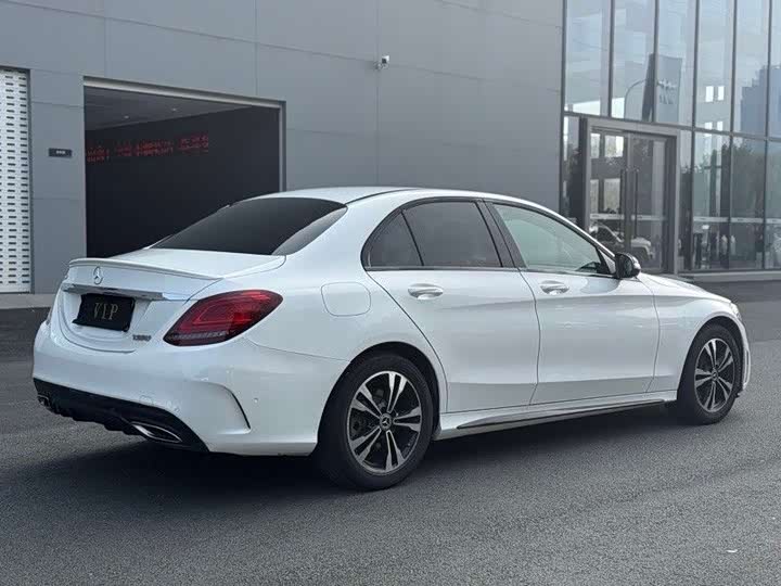 Mercedes-Benz C-Class C 260 спорт — фото 12