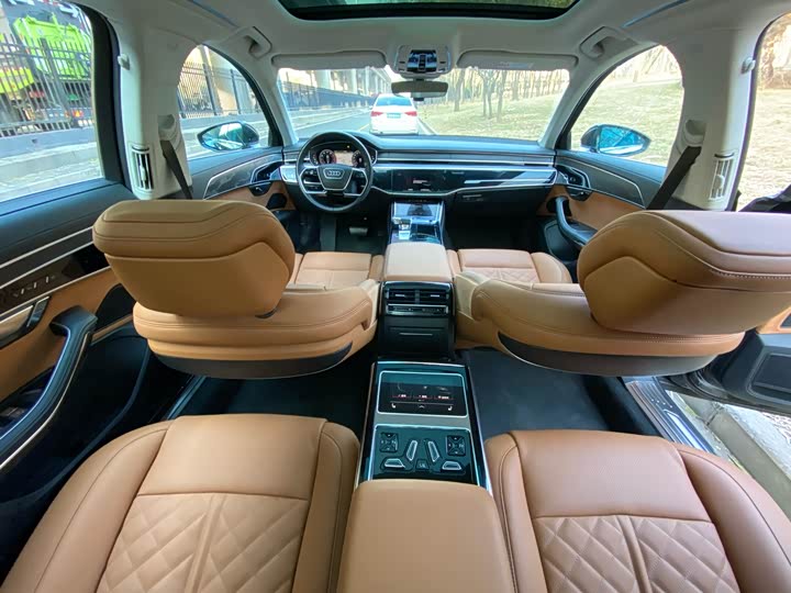 Audi A8 2024 A 8 L 50 TFSI quattro — фото 22