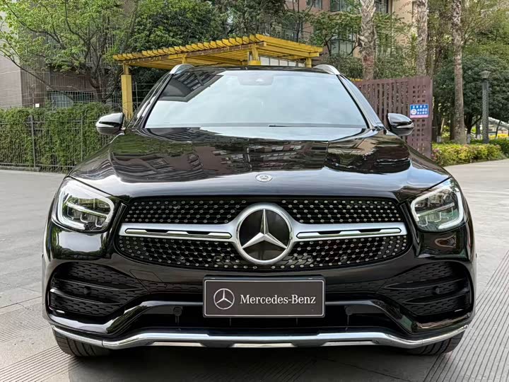 Mercedes-Benz GLC 2020 GLC 300 L 4 MATIC Luxury — фото 3