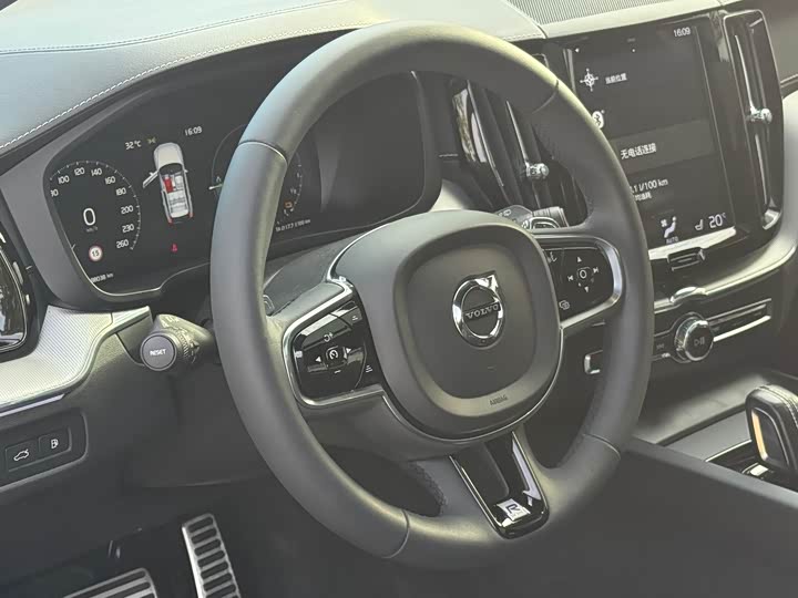 Volvo XC60 Hybrid 2020 T 8 E Hybrid — фото 13