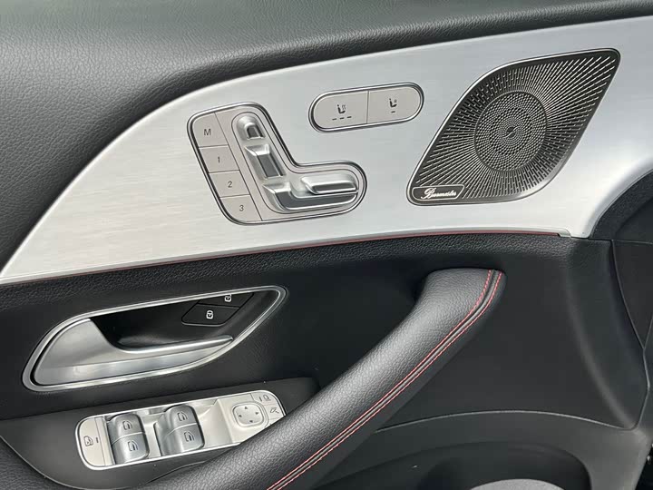 Mercedes-Benz GLE 2024 AMG GLE 53 4 MATIC+ — фото 17