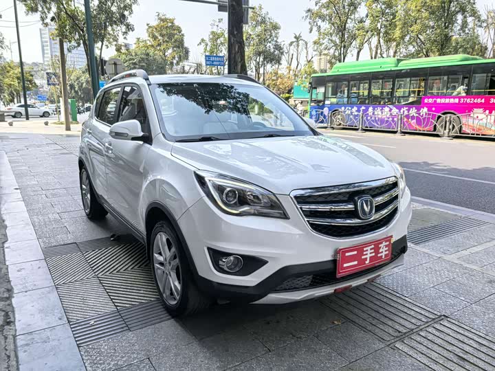 Changan CS35 2017 1.6 L MTLuxury — фото 3