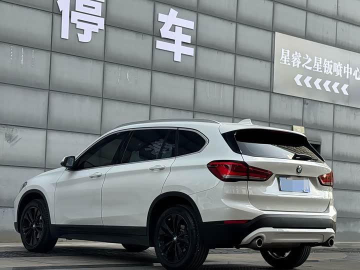 BMW X1 2020 s Drive 20 Li — фото 27