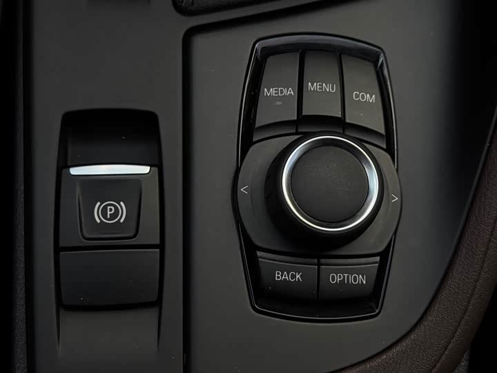 BMW X1 2020 s Drive 20 Li — фото 13