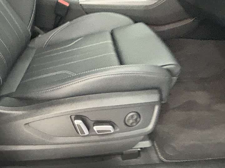 Audi Q5L 2025 45 TFSI — фото 29