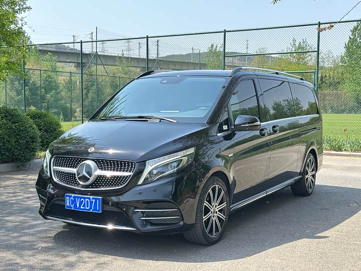Mercedes-Benz V-Class 2022 V 260 L — фото 1