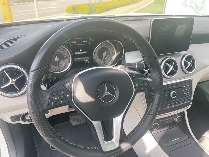 Mercedes-Benz GLA 2016 GLA 220 4 MATIC — фото 6