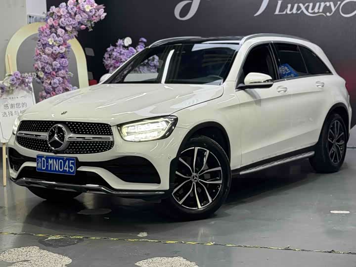 Mercedes-Benz GLC 2022 GLC 300 L 4 MATIC Luxury — фото 1